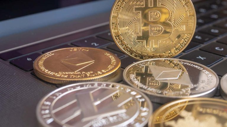 Rusya’da Memurlara Yeni Kripto Para Şartı!